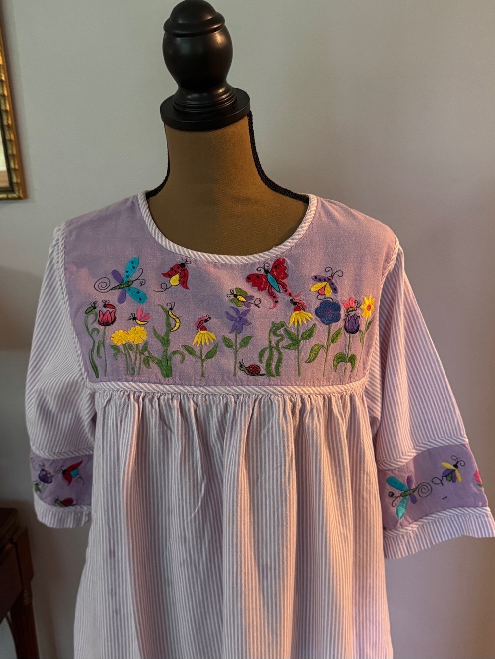 Embroidered Lavender Stripe Napping Gown Caftan with Floral & Butterfly Motif